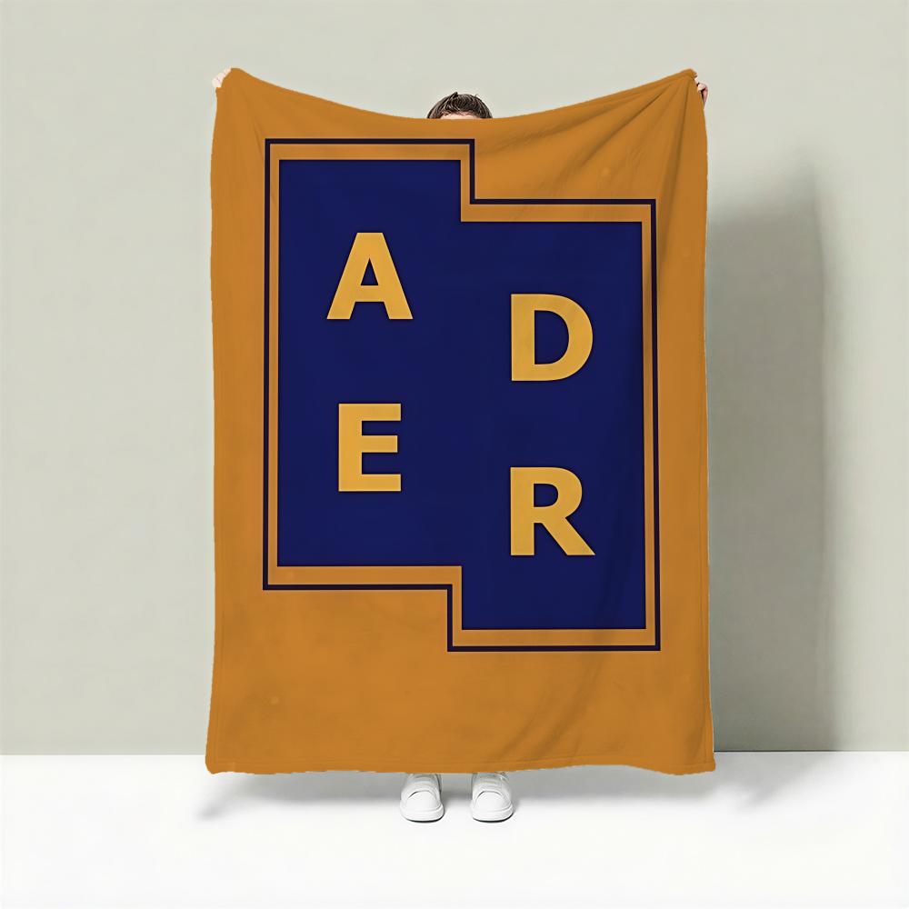 Модный легкий плед A-ADER ERROR, 240 г, фланелевый, мягкий, приятный для кожи, для летнего охлаждения