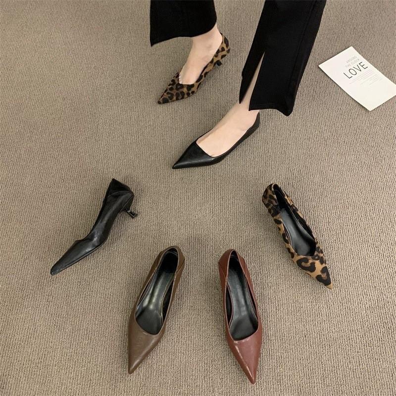 Classic High Heels For Women With Superfiber Upper And Rubber Sole For Daily Office Wear