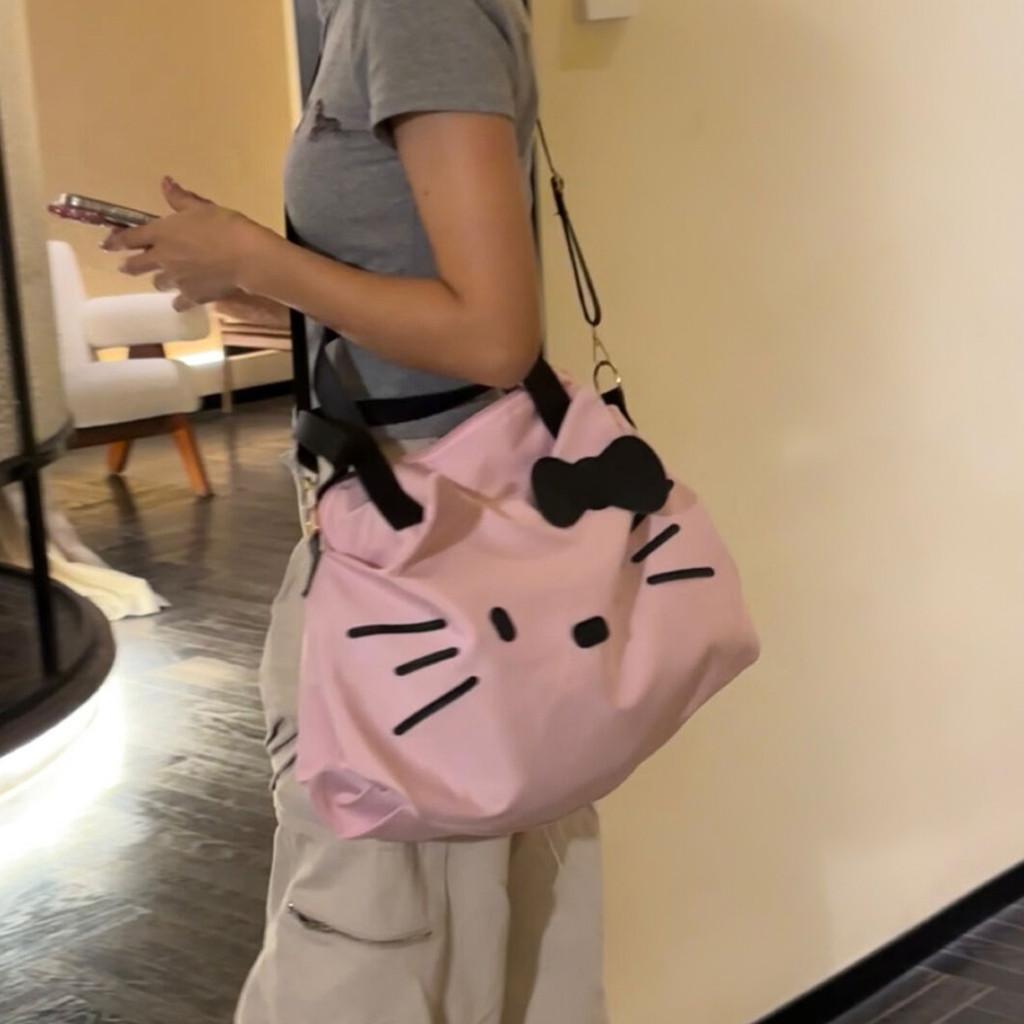 Hello Kitty Travel Bag Large Capacity Lightweight Fabric For Casual Trips And Storage