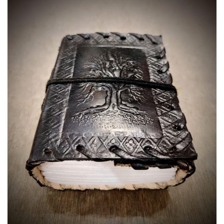 Винтажный черный ежедневник ручной работы в кожаном переплете с тиснением «Древо жизни» — 200 толстых страниц без подкладки из переработанных материалов многоразового использования — подарок для него/нее, унисекс