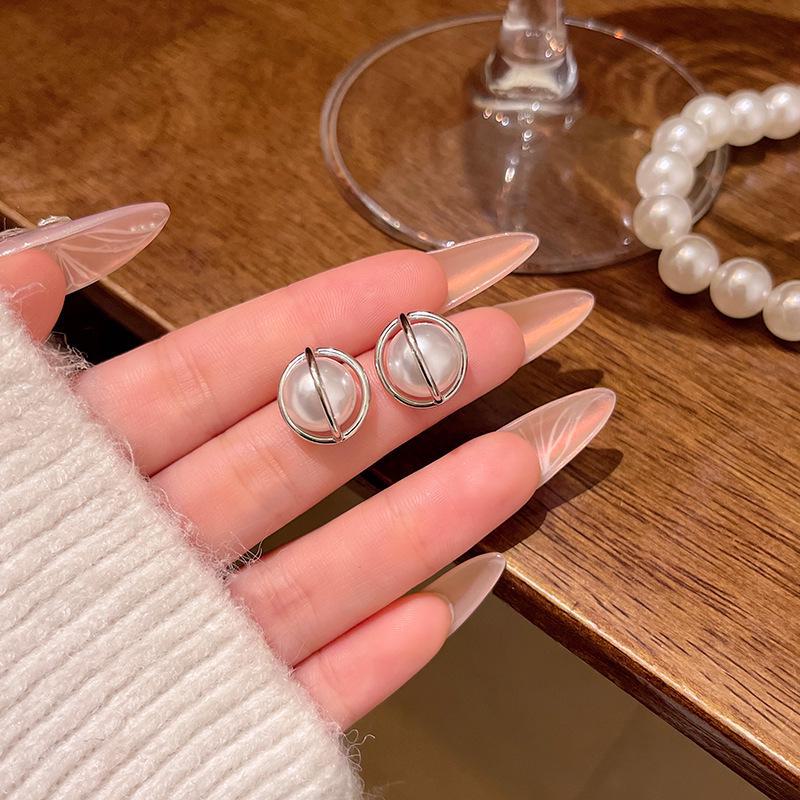Корейские серьги Sweet Pearl Planet — элегантные и универсальные