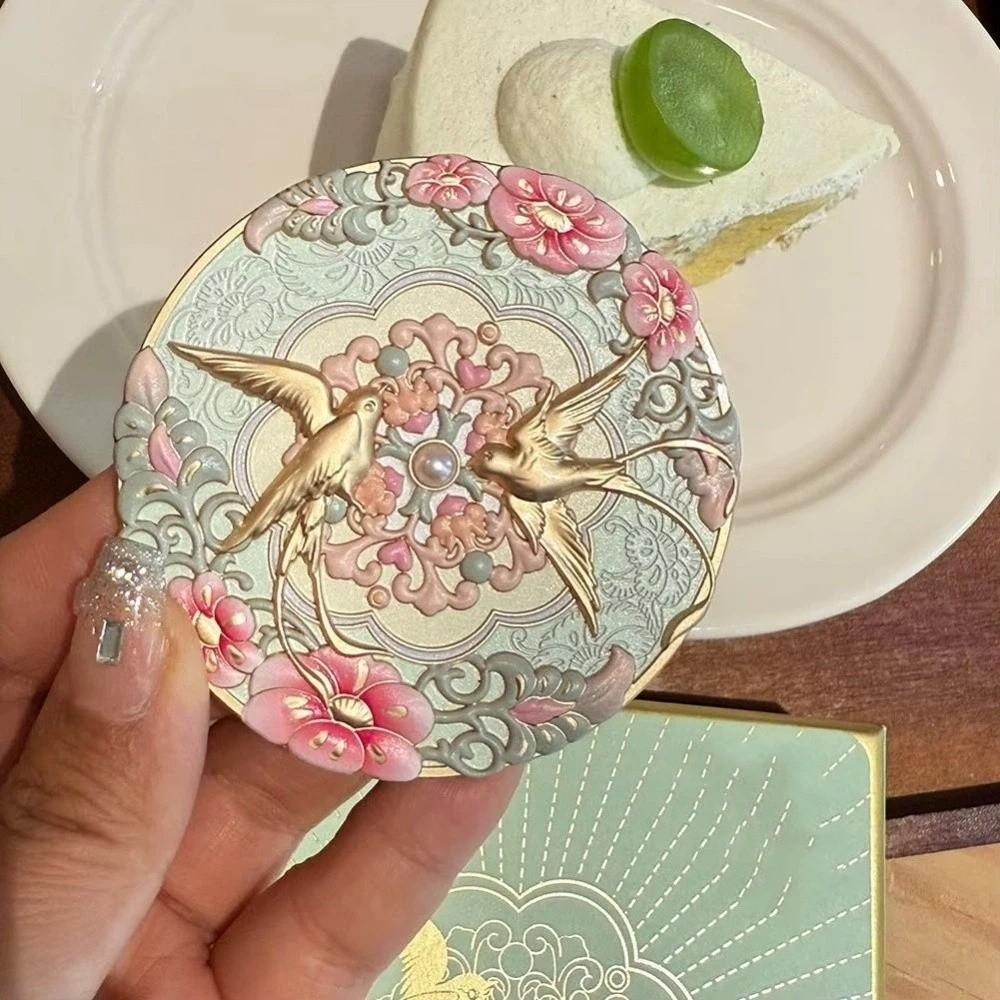 Vintage Makeup Mirror Emboss Flower Pattern Pocket Mirror Exquisite Chinese Style Mirror Female
