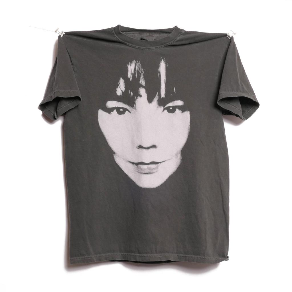 Футболка Bjork Homogenic Исландская певица и автор песен Группа The Sugarcubes Дебют Vespertine Тур All Is Full Of Love Выцветшая футболка - Средний
