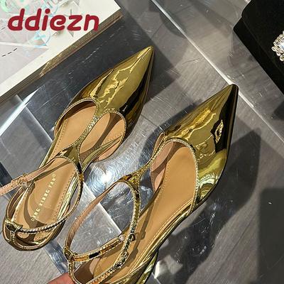 Модные золотистые женские сандалии повседневные уличные балетки 2025 обувь летняя мода острый носок ремешок с пряжкой туфли для слайдов балетки обувь