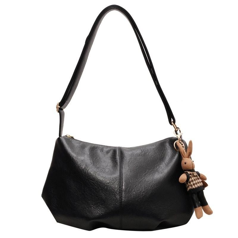 Chic Vintage Large Capacity Womens Crossbody Bag With Stylish Decor Elements