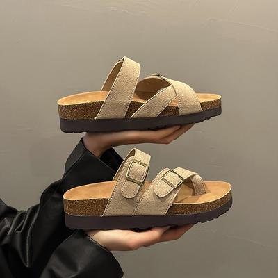 Интернет знаменитости ins стиль универсальные толстые высокие тапочки женская летняя одежда 2025 новые пляжные премиум классные тапочки