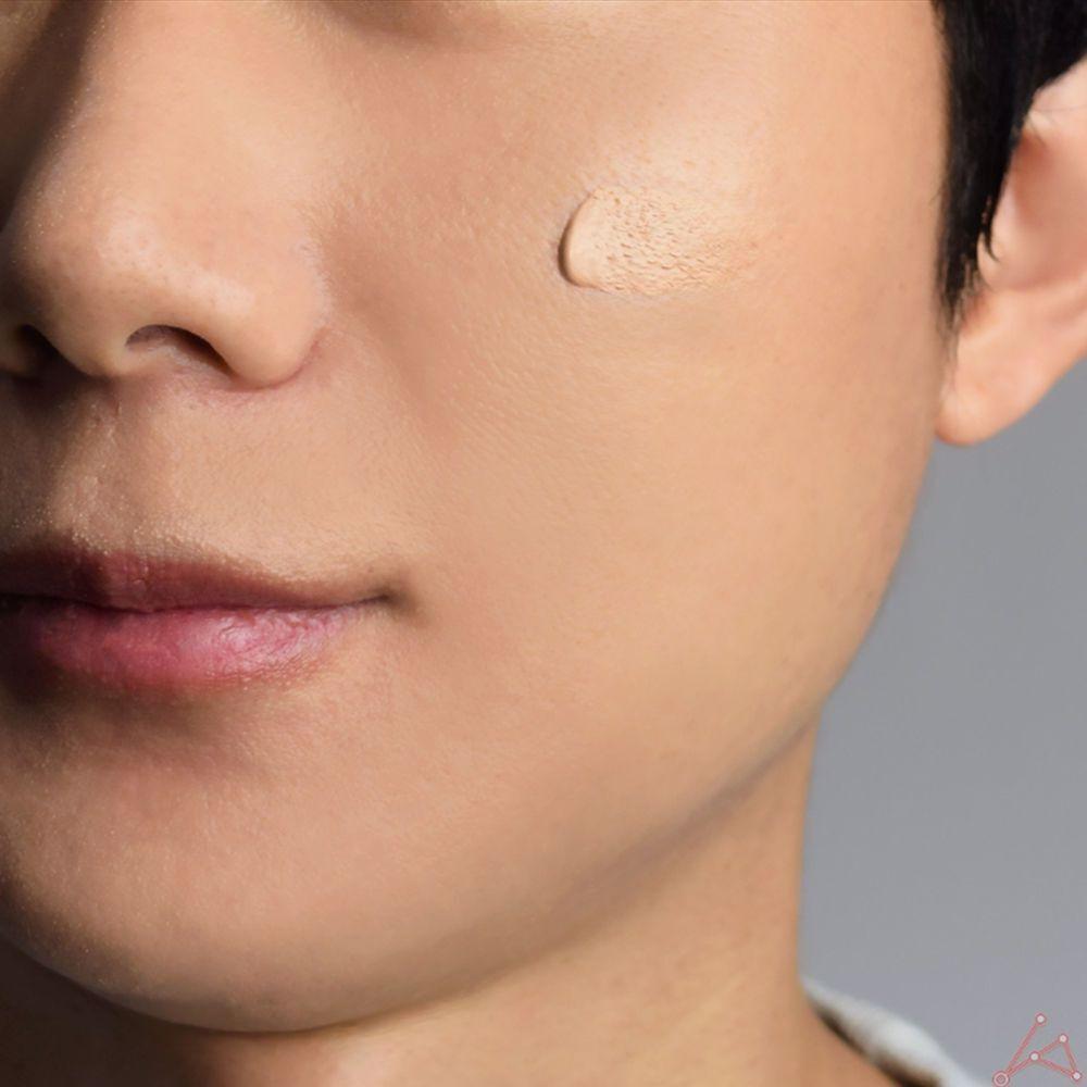 Skin Tone Men's BB Cream 30ML Color Lotion Sun Cream BB Whitening Wrinkle Improvement 30ML