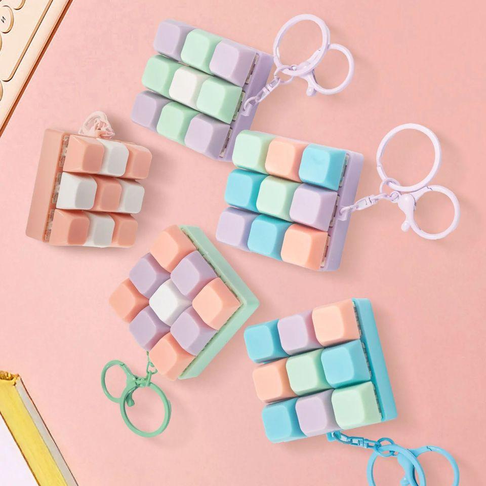 9 Keys Keyboard Fidget Toy Keychain Stress Relief Toys Finger Button Game Antistress Keycap Pendant for Children Adults Gift