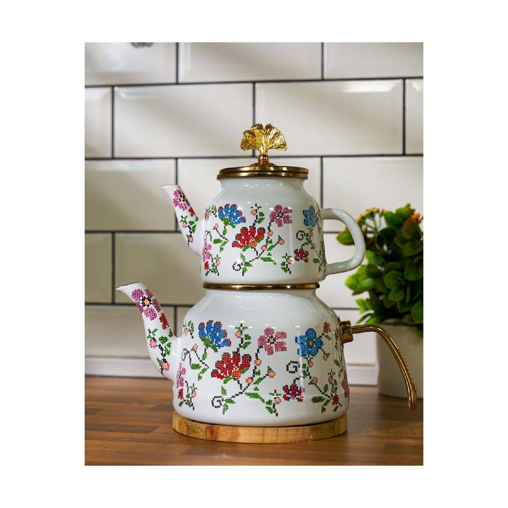 Эмалированный чайник Piraye New