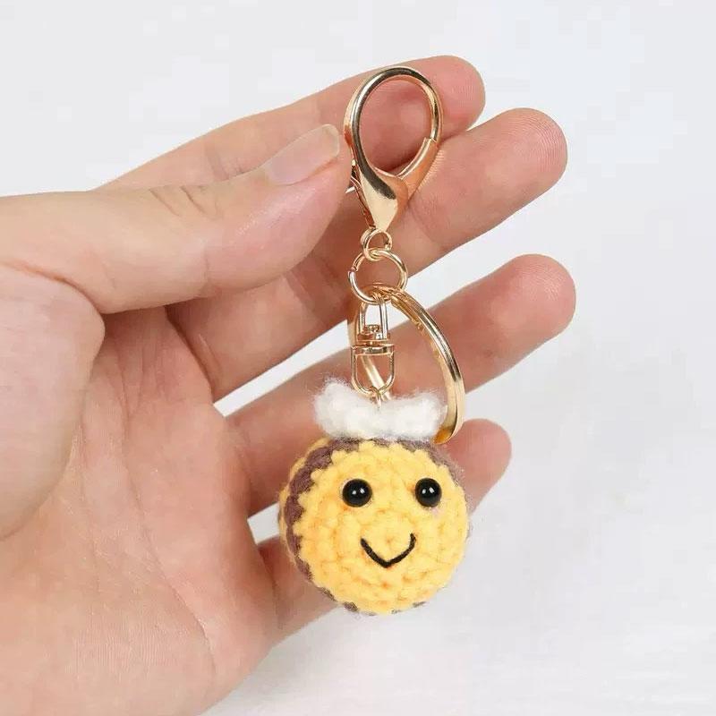 5/1pcs DIY Little Bee Keychains Creative Doll Yarn Hand Woven Gift Cute and Funny Cartoon Pendants Finished Product