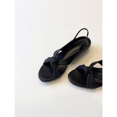 Летние новые ретро туфли на низком каблуке, универсальные, из мягкой кожи с изюминкой, римские сандалии, женские, новый нишевый дизайн, с открытым носком, с круглым носком