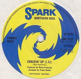 7-дюймовая пластинка ТОММИ ХАНТ - Crackin' Up SRL1132 Spark 1975 UK Соул/Фанк Б/У