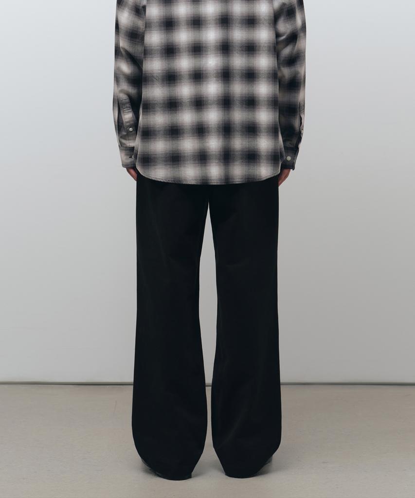 MUSINSA STANDARD Brushed One-Tuck Wide Chino Pants [Black]