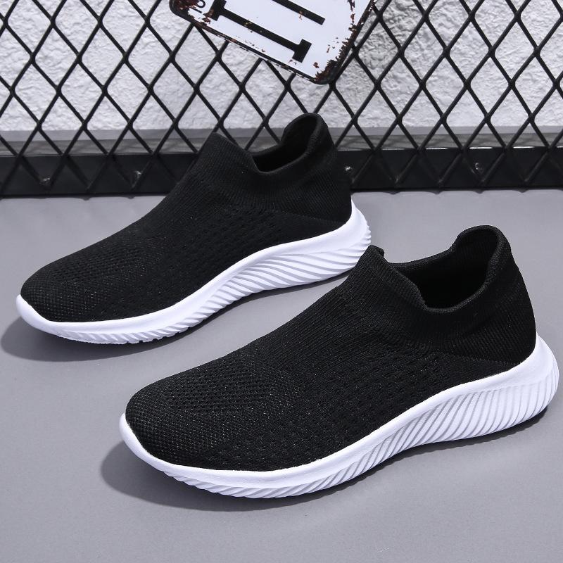 Summer New Men's Fly-woven Mesh Casual Shoes Fashion Trend Sports Shoes One-pedal Socks Men's Shoes