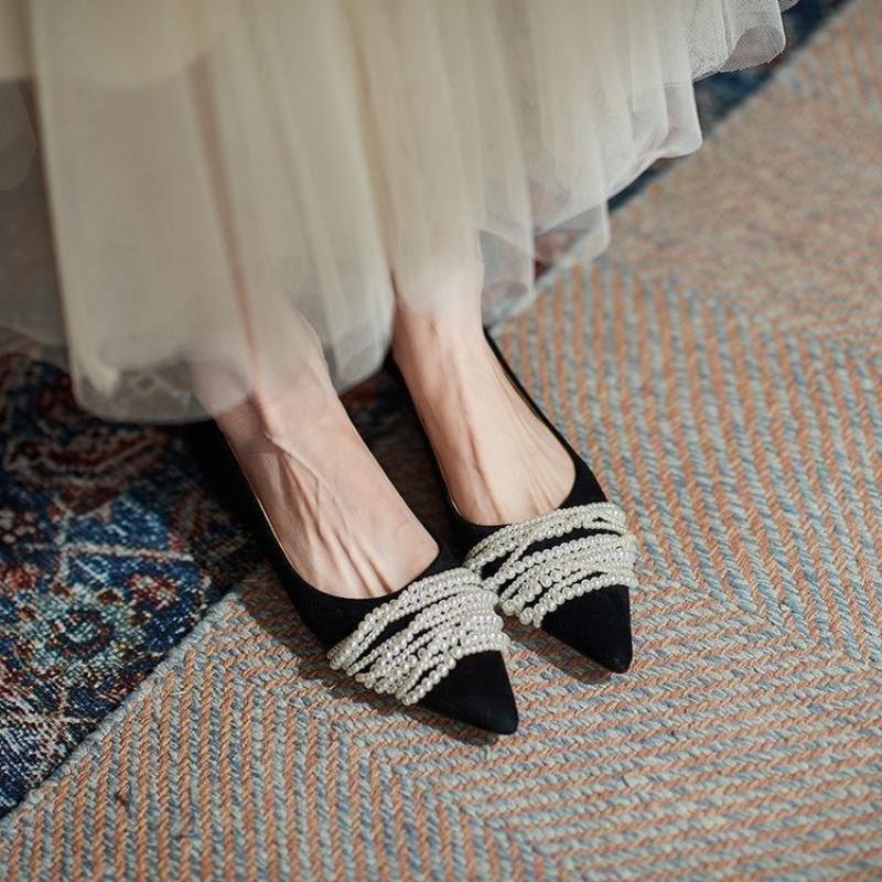 Fashion Elegant String Bead Ballerina Women Shoes Sneakers Shallow Slip On Loafers Woman Flats Sweet Pointed Toe Pearl Moccasins 2024