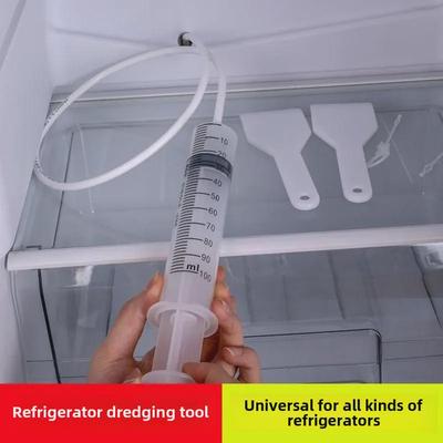 Щетка для чистки сливного отверстия холодильника — удобный инструмент для устранения засоров в бытовых водопроводных трубах.