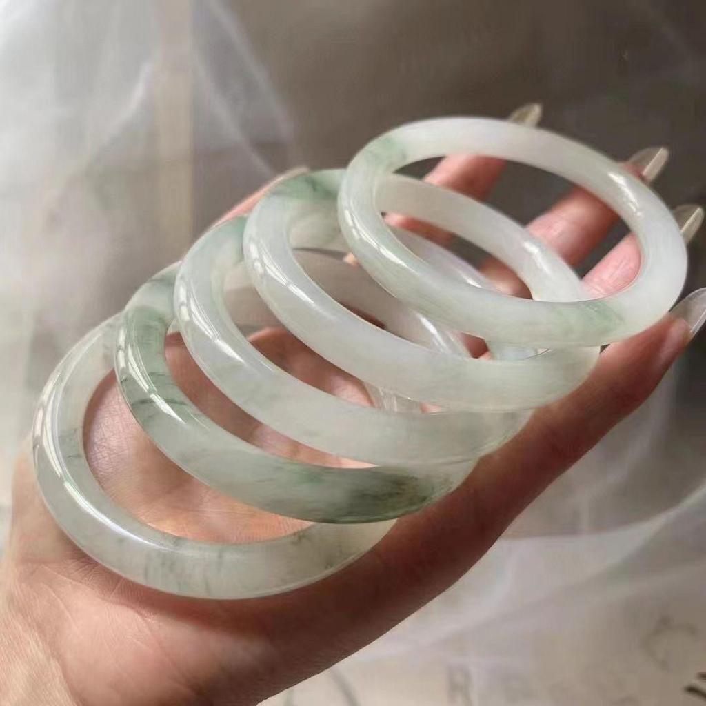 Браслет из зеленого стекла в китайском стиле с цветочным узором, вдохновленный Xiaohongshu – свежий, универсальный и сказочный