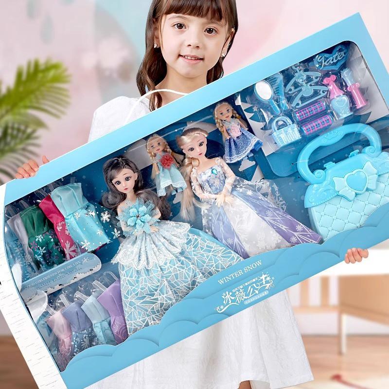 Large Doll Playset Girls 4-6 Years With Interchangeable Outfits Castle Carriage Accessories Plastic Jointed Figures