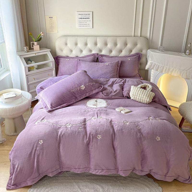 Four Piece Patch Embroidered Coral Velvet Quilt Cover With Thickened Flannel Bed Sheet Quilt Cover In Winter