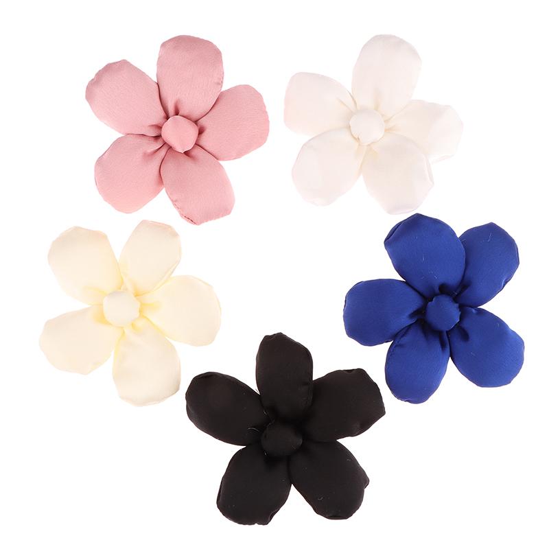 Corsage Brooch Cute Japanese Flower Design Sense Niche Pin Suit Shirt Female Sun Flower Neckline Decoration
