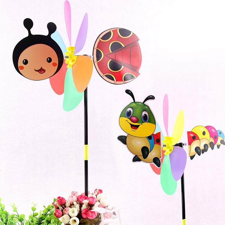 Three-Dimensional Bee and Goldfish Cartoon Windmill with Sequins - Hot Item