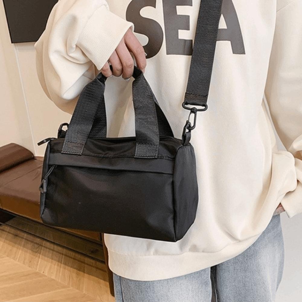 Multi Pocket Small Gym Bags Adjustable Strap Tote Bag Korea Style Nylon Crossbody Bag  Daily Use