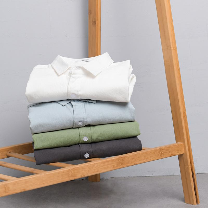 Весенне-летняя мужская рубашка с длинным рукавом в корейском стиле, молодежная повседневная рубашка из чистого хлопка для мужчин, однотонная рубашка с воротником-лацканами, пуговицами и карманом