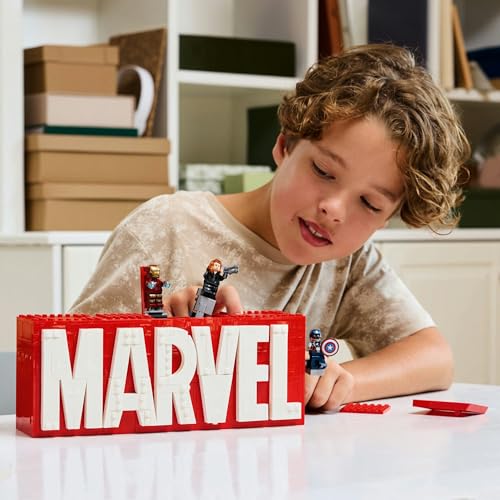 Игрушка LEGO Marvel Логотип и Минифигурка, Подарок на День Рождения, Строительные Блоки, для Мальчиков и Девочек, Возраст 12, 13 и 14 лет, Ученики Начальной Школы, Товары Marvel,