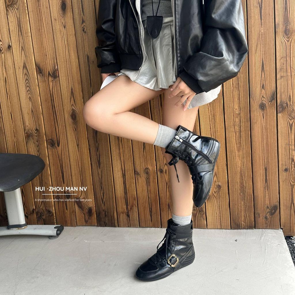 Retro Belt Buckle Flat-bottomed German Training Martin Boots Women's 2025 Autumn and Winter New Versatile Casual Sports Style Boxing Short Boots