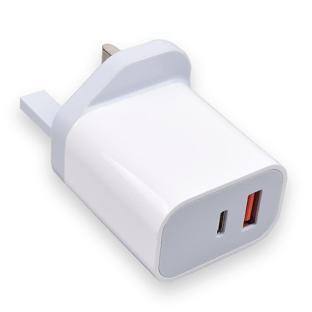 UK White Plug Type C PD 20W Fast Charging Phone Charger for IPhone Samsung