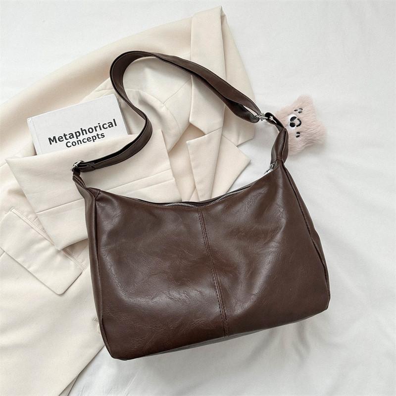 Stylish Large Capacity Women's Tote Bag For Winter Fashion With Vintage Charm And Soft Pu Material