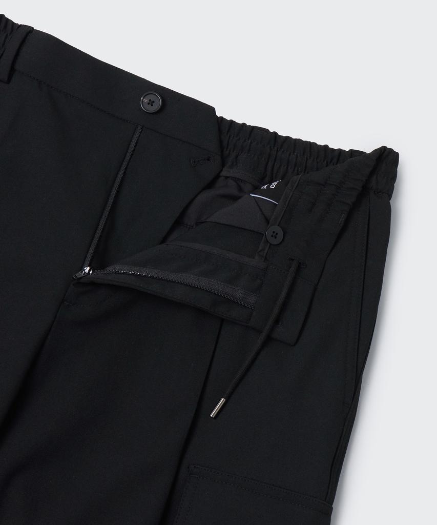 MUSINSA STANDARD Parachute Banding Cargo Slacks [Black]
