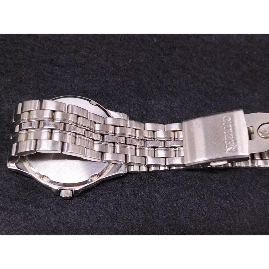 Б/у Солнечные радиочасы CITIZEN E030-K16253