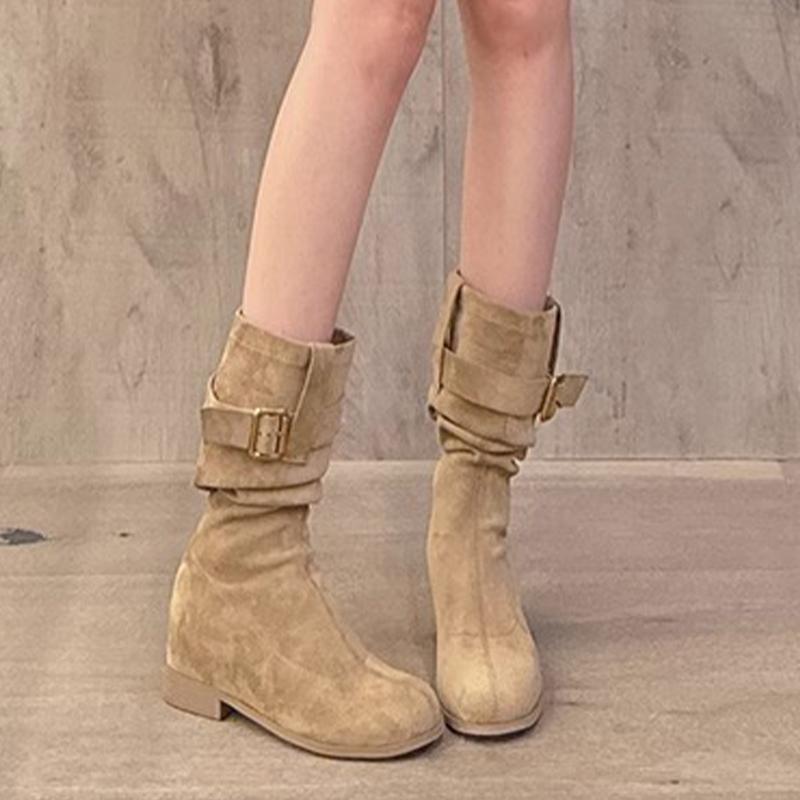Женские высокие сапоги на плоской подошве из замши с пряжкой в стиле ретро, тренд 2025 года, новый бренд, классические зимние ботинки средней длины для мотоциклистов