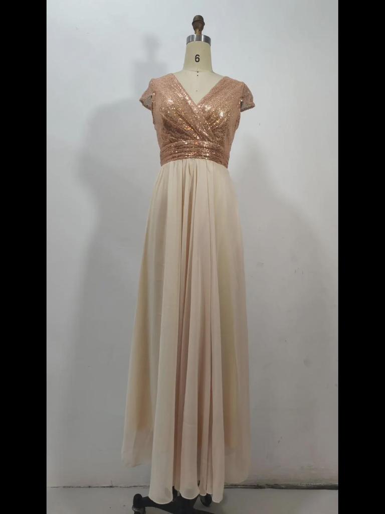 Новое вечернее платье из шифона с V-образным вырезом и пайетками