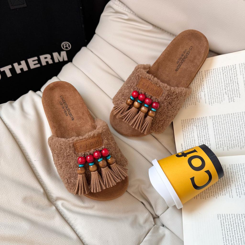 Нишевые ретро тапочки-шлепанцы с кисточками женские 2025 новые удобные и легкие домашние тапочки