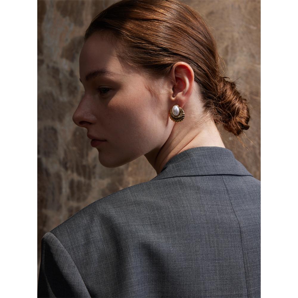 Yhpup Statement Simulated Pearls Striped Oval Stud Earrings for Women Stainless Steel Fashion Vintage Daily Jewelry Waterproof