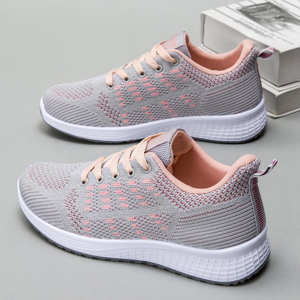 Large size new women's shoes spring and summer fly-woven mesh breathable sports shoes soft sole comfortable mother casual trendy shoes