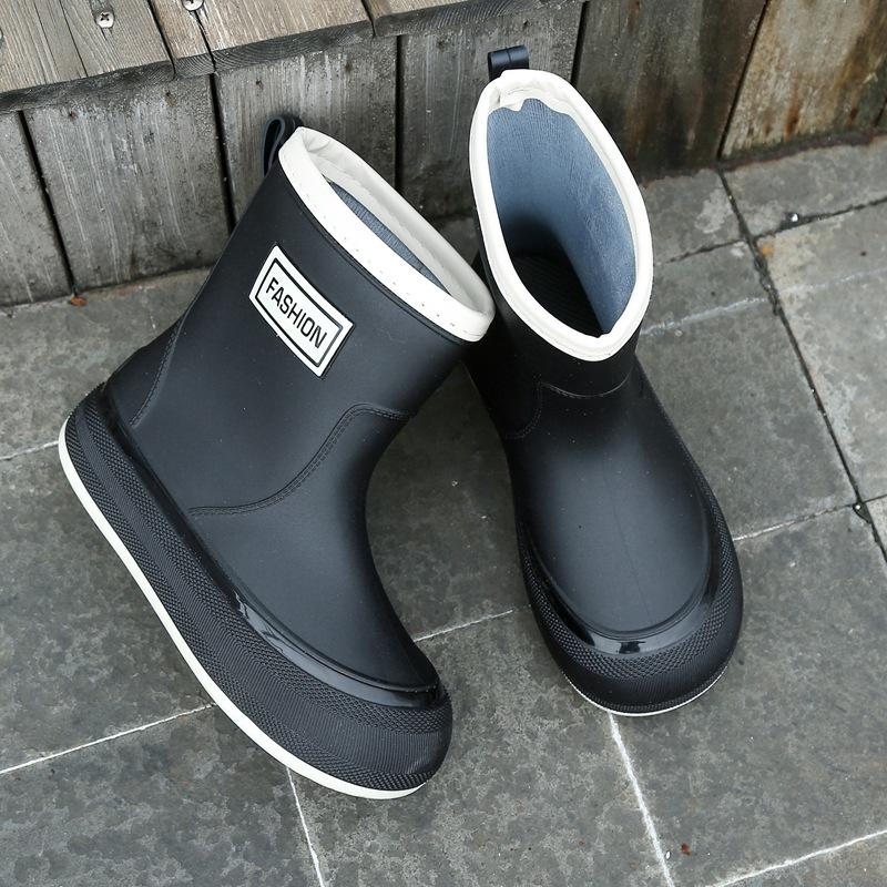 Сапоги для дождя женские короткие трубчатые модные трендовые верхние туфли интегрированные водонепроницаемые и нескользящие сапоги для дождя мягкая толстая подошва износостойкая резина