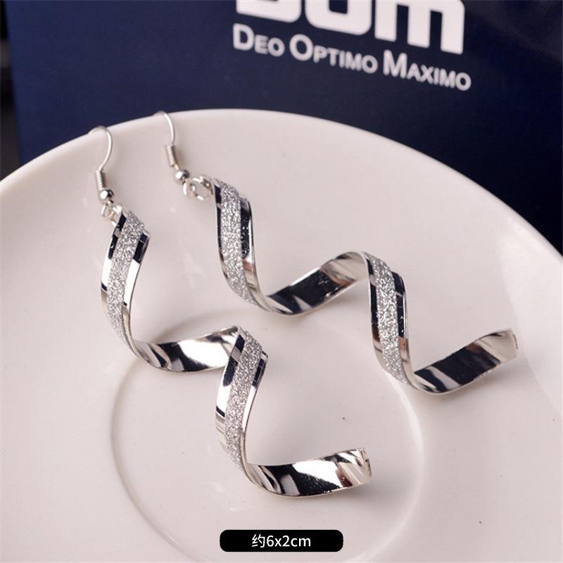 Модные преувеличенные нишевые темпераментные серьги с бахромой, ретро, личностные, универсальные серьги с пайетками, женские длинные украшения для ушей