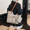 One-shoulder Portable Tote Bag, New Trendy Large-capacity Commuting Fashion Printed Underarm Bow Women's Bag