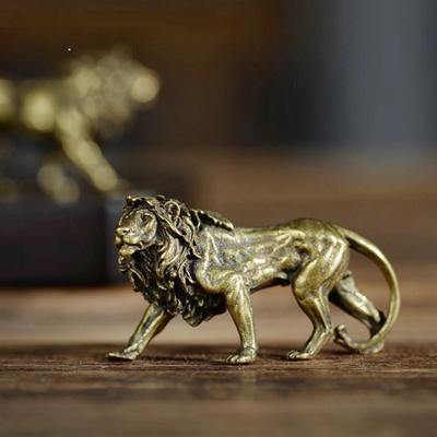 Мини Ретро Латунная Фигурка Короля Льва Металлическая Фигурка Льва Маленькие Украшения Скульптура Животного Поделки Чайный Питомец Офис Дом Настольное Украшение