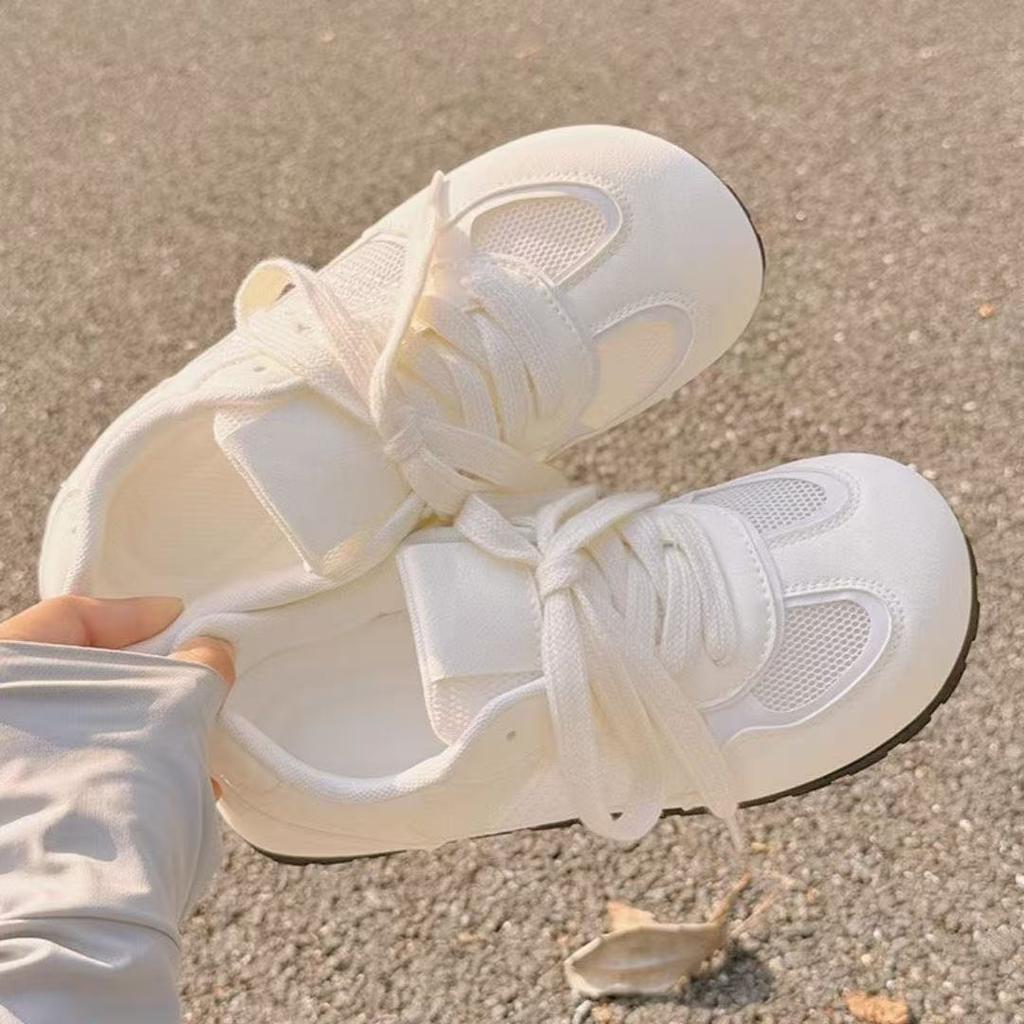 Autumn Breathable and Not Stuffy Women's Shoes Mesh Shoes 2025 New Little White Shoes Versatile German Training Shoes Flat Baseplate Shoes Tide