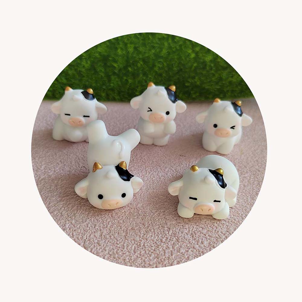 100pcs Mini Resin Cows Flat Back Animals Cartoon Figurines DIY Miniature Cabochon Craft Play Doll House Toy Accessories