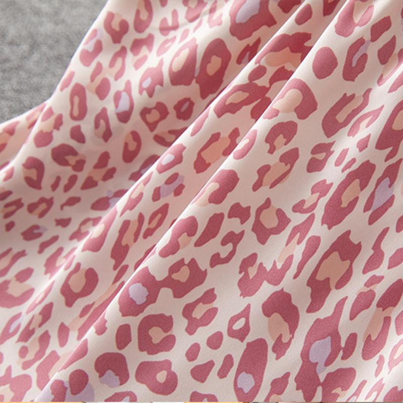 Летние пижамы женские из тонкого атласного шифона из ледяного шелка с леопардовым принтом и подушечкой на груди, камзол из двух предметов, домашняя одежда