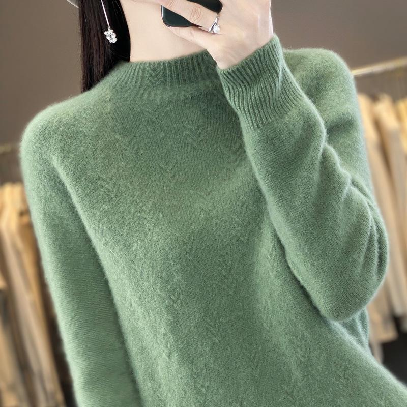 Autumn/Winter Thick Wool Pullover: Half-High Neck, 7-Gauge, Long Sleeve Knit Base Layer Sweater.