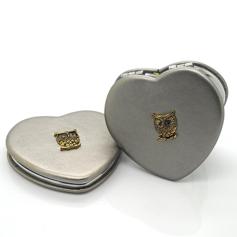 Portable Heart-shaped Makeup Mirror Double Sided Folding Mini Makeup Mirror Cute Bee Pocket Cosmetic Mirror Gift for Women