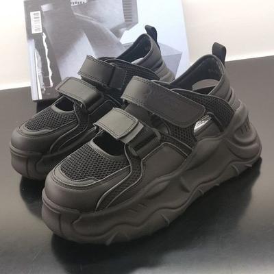 Туфли на липучке для папы, женская летняя обувь 2025 года, новые полые сетчатые туфли с подошвой-бубликом, повседневные сандалии, женская верхняя одежда