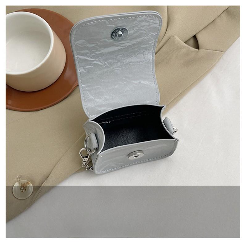 Маленькая квадратная сумка-бабочка с цепочкой через плечо, мини-сумка для губ, простая модная сумка-седло, женская изысканная сумочка для женщин