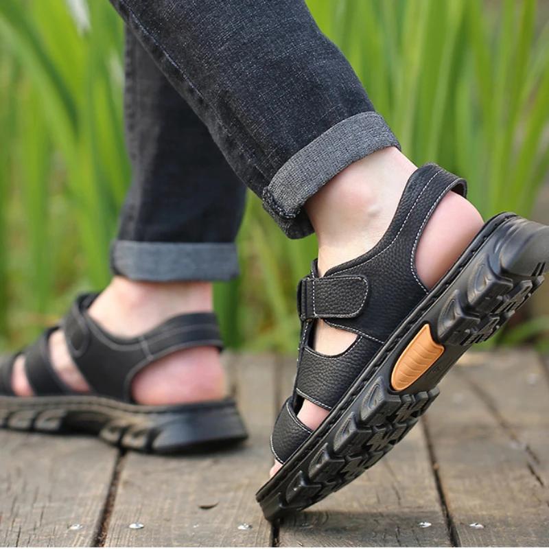 Sandals Men's New Beach Shoes Slippers Outdoor Non-Slip Thick Soled Genuine Leather Sandals Summer Sandals Men's 2024